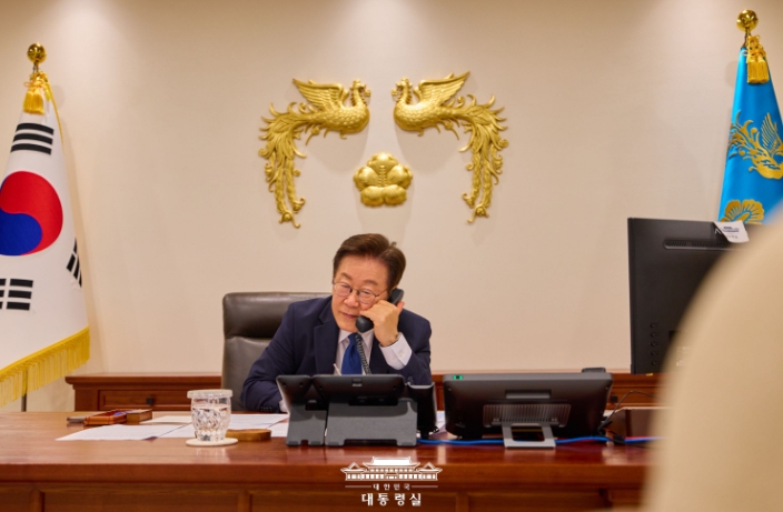 이재명 대통령, 후렐수흐 몽골 대통령과 첫 통화