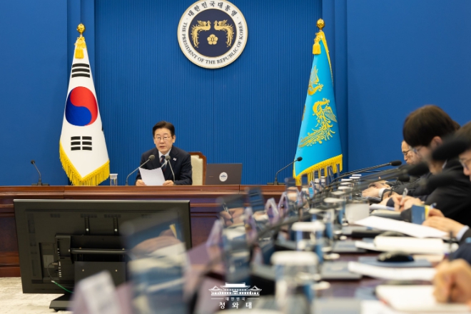 李대통령 "반시장적 담합 행위는 암적 존재…무거운 제재 뒤따라야"