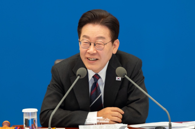 李대통령 "'기관장이 책임' 분명히 밝혀 적극 행정 유도해 달라"