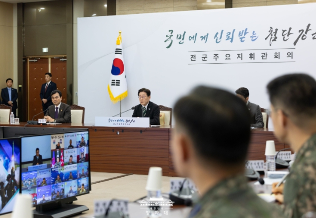 李대통령 "최상의 군사 대비태세…전작권 회복 조속 추진될 것"