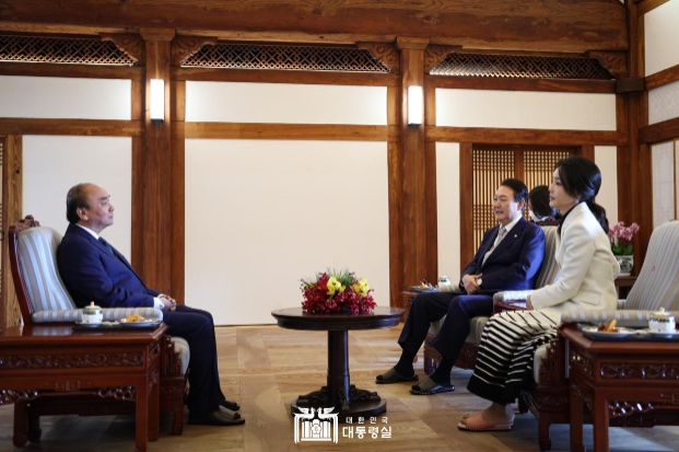 윤석열 대통령 부부, 베트남 국가주석과 차담
