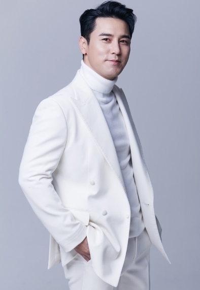 장민호, ‘트롯챔피언’ 단독 MC 확정...2월 9일 첫 생방송