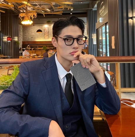 정혁, ‘차트맨’ 단독 MC 발탁...첫 게스트 임창정 출격!