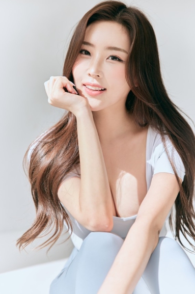 배우 유채련,  '부산국제박람회유치' 홍보 공모전 참여
