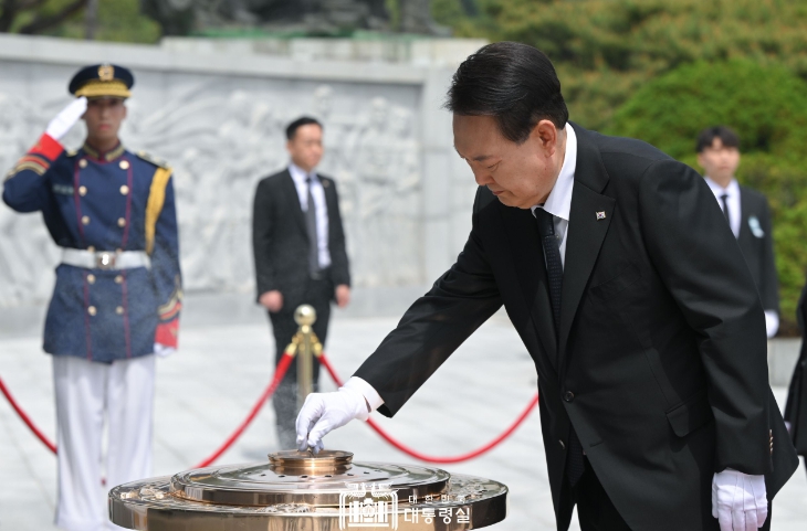 尹대통령 “2년 차 국정, 경제와 민생의 위기 살피는데 주안점 두겠다”