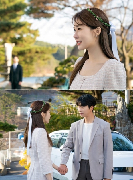 '보라! 데보라' 유인나X윤현민, 두근두근 ‘심쿵’ 눈맞춤 → 맞잡은 손까지! ‘설렘 지수↑’