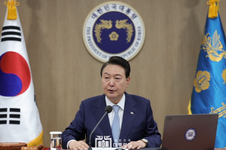 윤대통령, “공급망 다변화와 필수자원 비축 세심하게 준비해야”