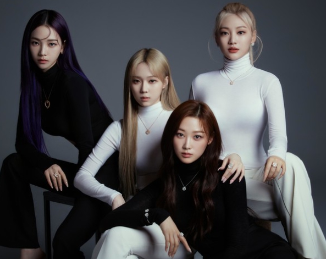 에스파, 쇼파드 글로벌 앰버서더로 제76회 칸 국제 영화제 참석