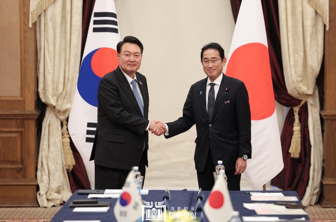 윤석열 대통령, NATO 정상회의 계기 한일 정상회담