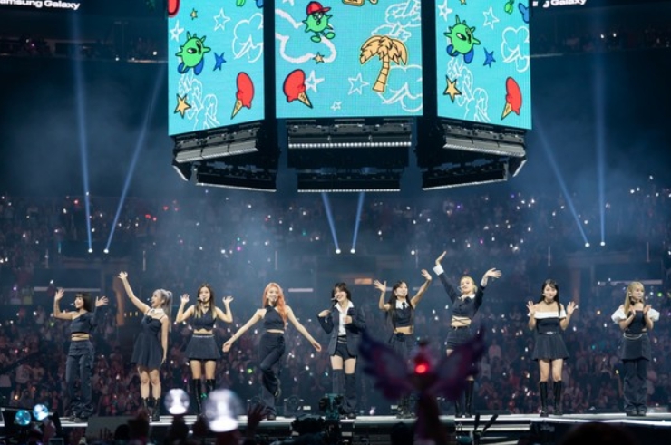 케플러, ‘KCON LA 2023’서 완벽 퍼포먼스 선사…‘Giddy’부터 스페셜 스테이지 ‘Mr.Mr.’까지!