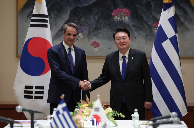 尹대통령,  키리아코스 미초타키스 그리스 총리와 정상회담 개최