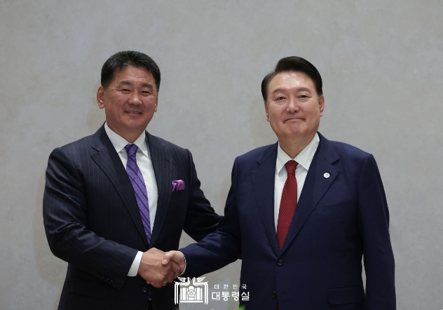 윤석열 대통령, 유엔총회 참석 계기 몽골 대통령과 정상회담 개최