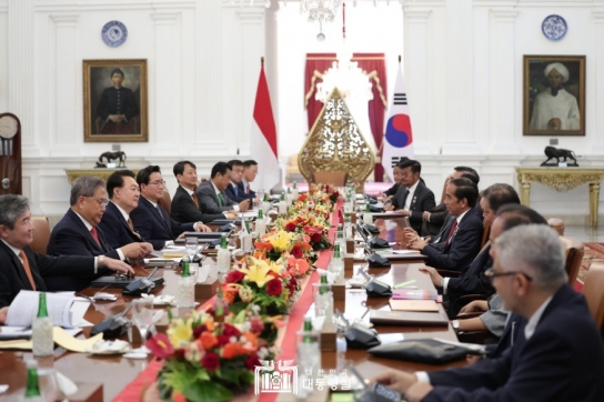 尹대통령 “한-인니, 새로운 50년을 위한 파트너십 발전 전략 모색해 나가야”