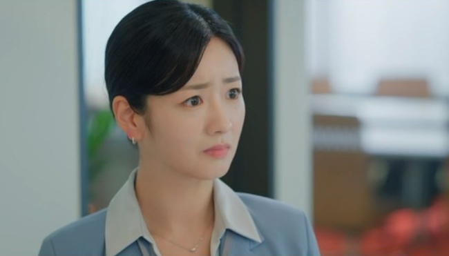 '눈물의 여왕' 에이핑크 윤보미, 김지원 고민 털어놓는 유일한 心스틸러