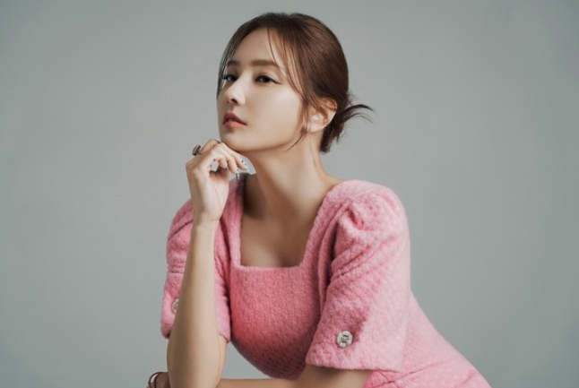 '스캔들' 한채영, 제작사 대표 문정인 役으로 주연 캐스팅...‘범접할 수 없는 팜므파탈’의 진수 보여준다!
