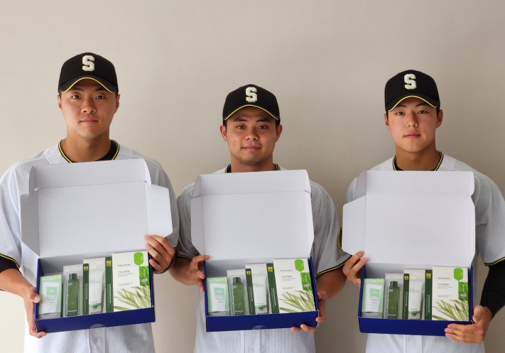 메디힐, KBO 퓨처스리그 선수단 전원에게 메디힐 코스메틱 제품 후원