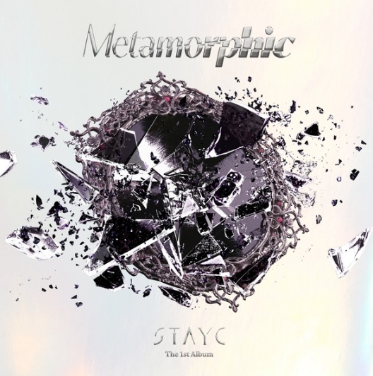스테이씨, 데뷔 첫 정규앨범 'Metamorphic' 발매! 타이틀곡은 'Cheeky Icy Thang'