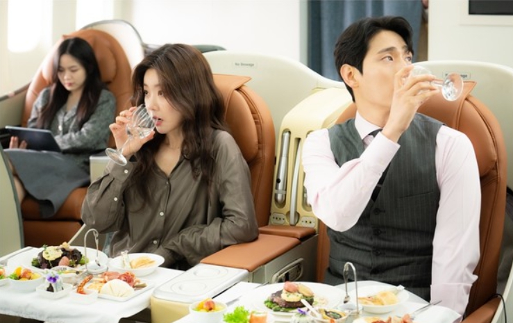 '새벽 2시의 신데렐라' 신현빈-문상민 커플에 이어 윤박-박소진 커플 캐스팅 공개!