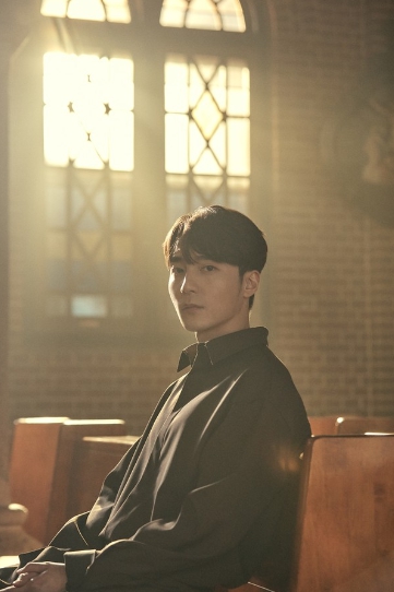 로이킴, 영화 '소년시절의 너' 컬래버 음원 첫 가창자 출격…20일 '도망가자' 발매