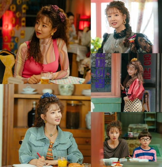 ‘정숙한 세일즈’, 이세희의 90년대 최첨단 패션 눈길...‘X-세대 패션피플’ 스팉컷 대방출!