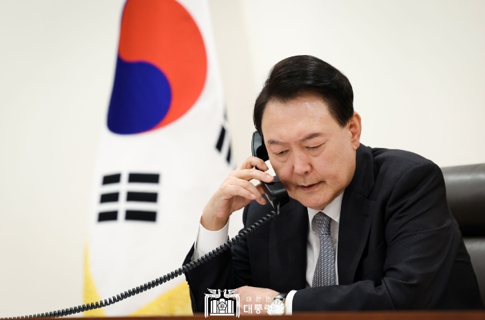 尹 대통령, 우크라이나 대통령과 통화