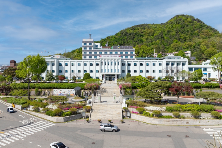 강원특별자치도, "50여 개 전담여행사 지정, 국내외 관광객 불러들인다"