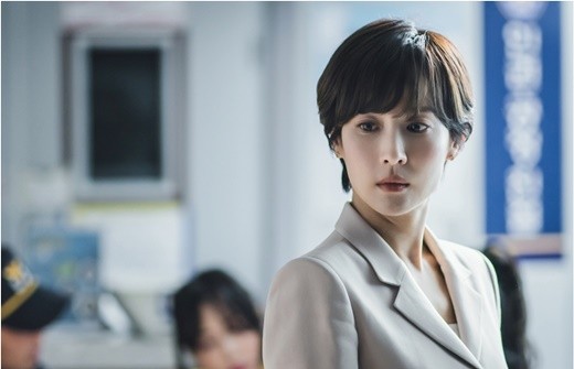 202108031774444조여정_하이클래스1.jpg